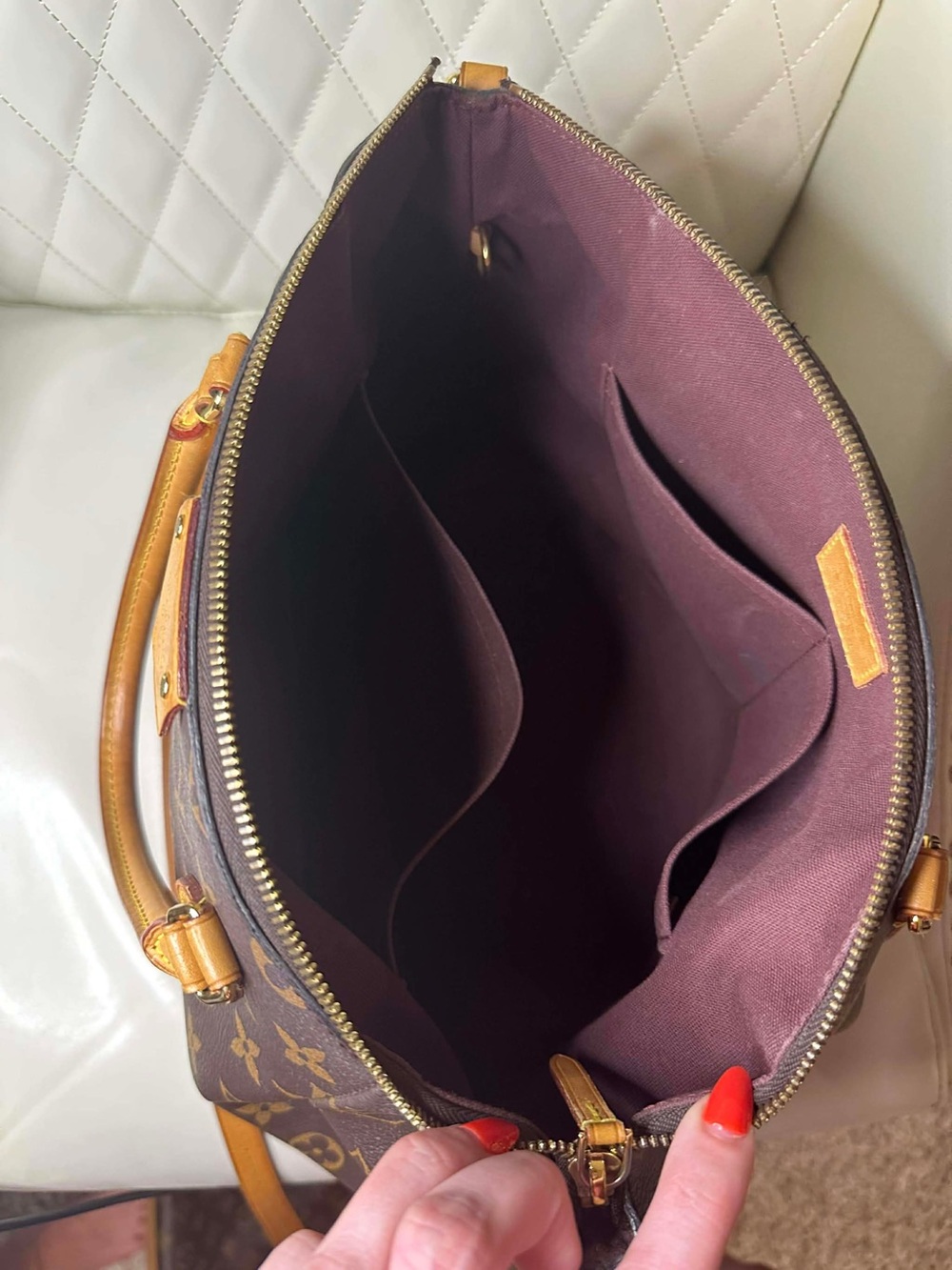 Louis Vuitton Monogram Turenne MM - Picture 4 of 5